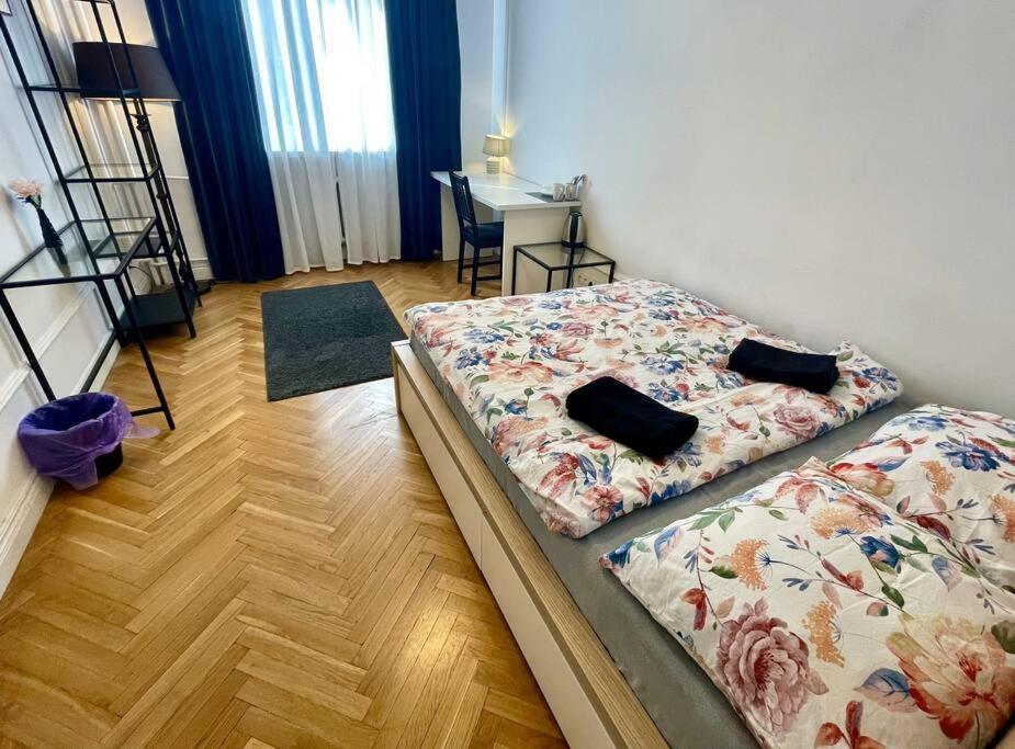 Fantastic Waw - Kp69 Room D Varsovia Exterior foto