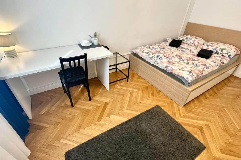 Fantastic Waw - Kp69 Room D Varsovia Exterior foto