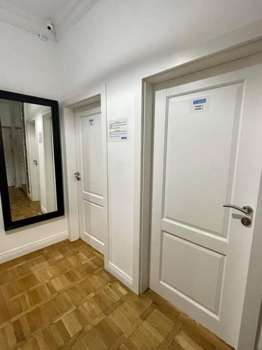 Fantastic Waw - Kp69 Room D Varsovia Exterior foto